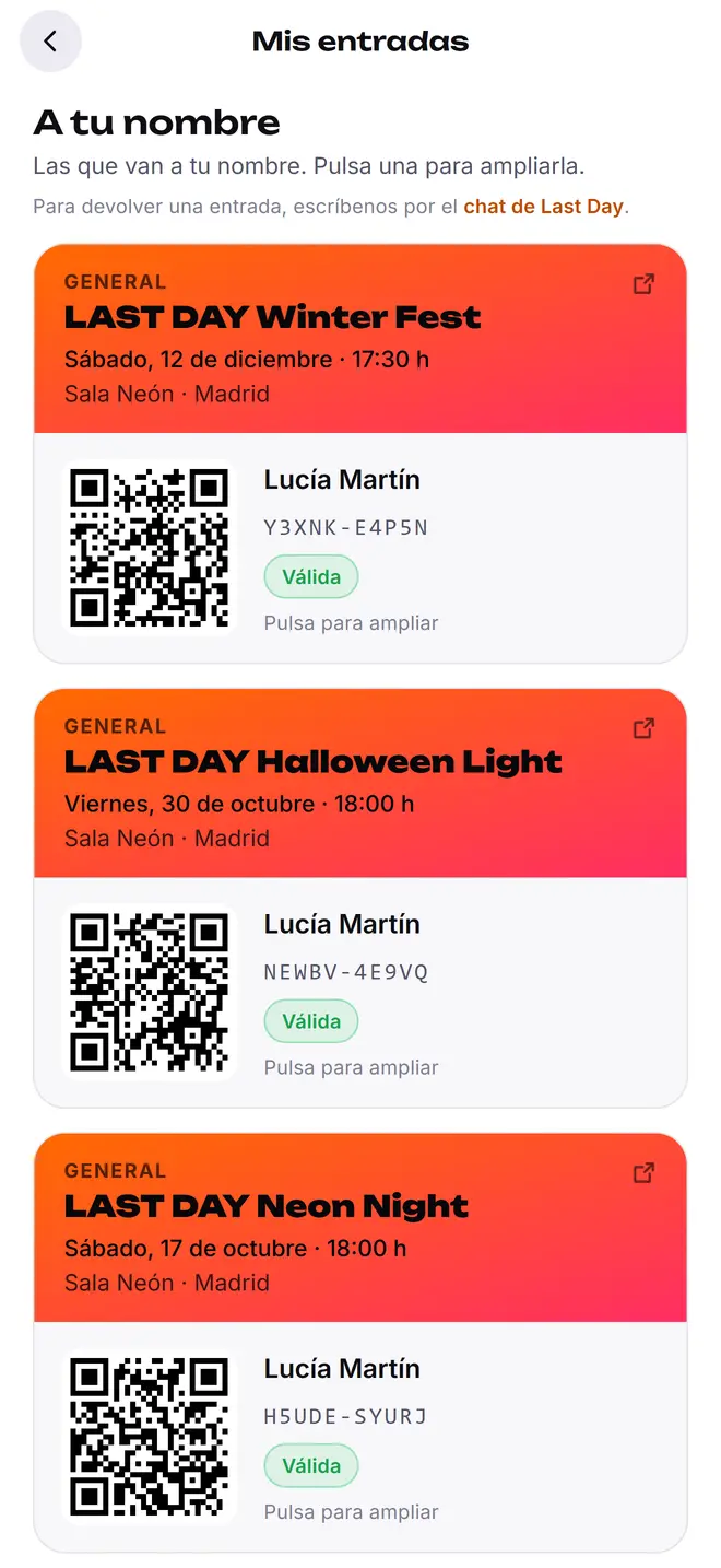 Mis entradas en la app: tres entradas a nombre de la misma persona, cada una con su QR